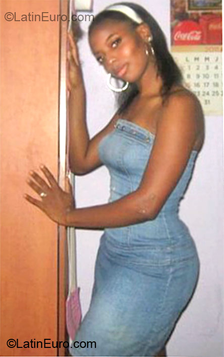 Date this gorgeous Colombia girl Patricia from Villavicencio CO10636
