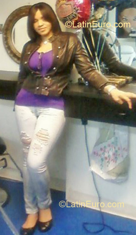 Date this fun United States girl Amelia from Bronx US13324