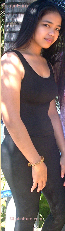 Date this gorgeous Philippines girl Maria from San Fernando PH482