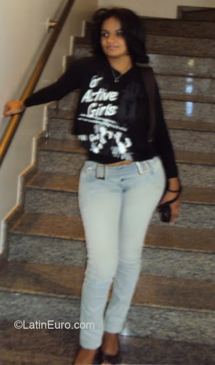Date this fun Brazil girl Evania from Formoso Do Araguaia BR6924