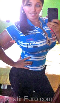 Date this athletic Dominican Republic girl Francy from San Francisco De Macoris DO11906