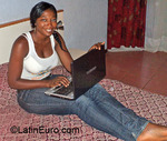 luscious Cameroon girl Alvine from Yaounde CM138
