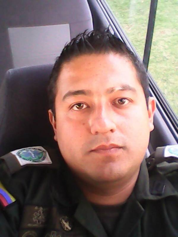 Date this lovely Colombia man Cesar from Bogota CO11076