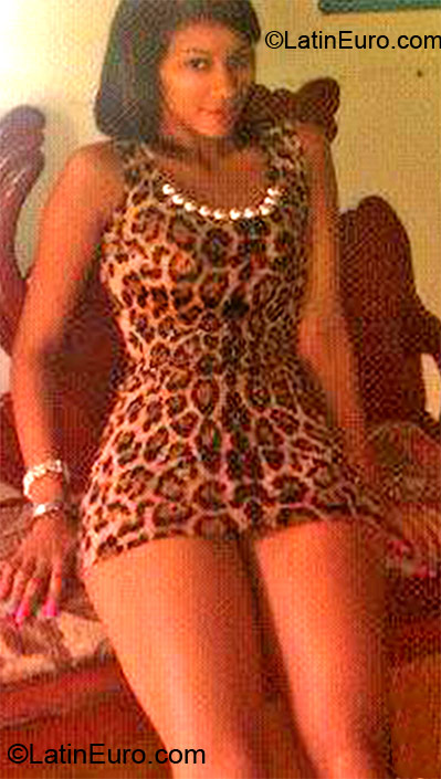 Date this pretty Dominican Republic girl Andry from Moca Espailla DO12045
