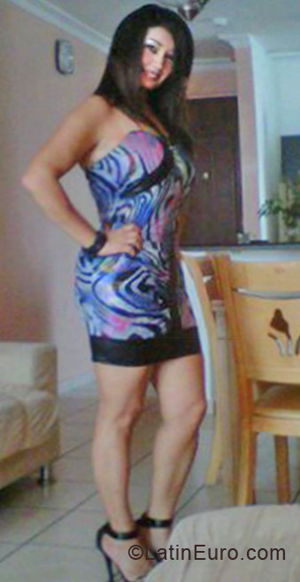 Date this nice looking Panama girl Luna mar from Panama City PA328