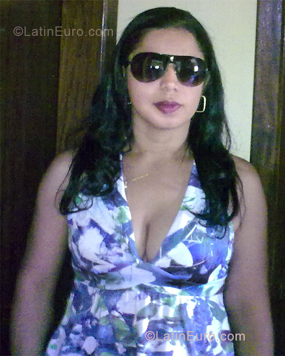 Date this hard body Brazil girl Alessandra from Sao Paulo BR7146