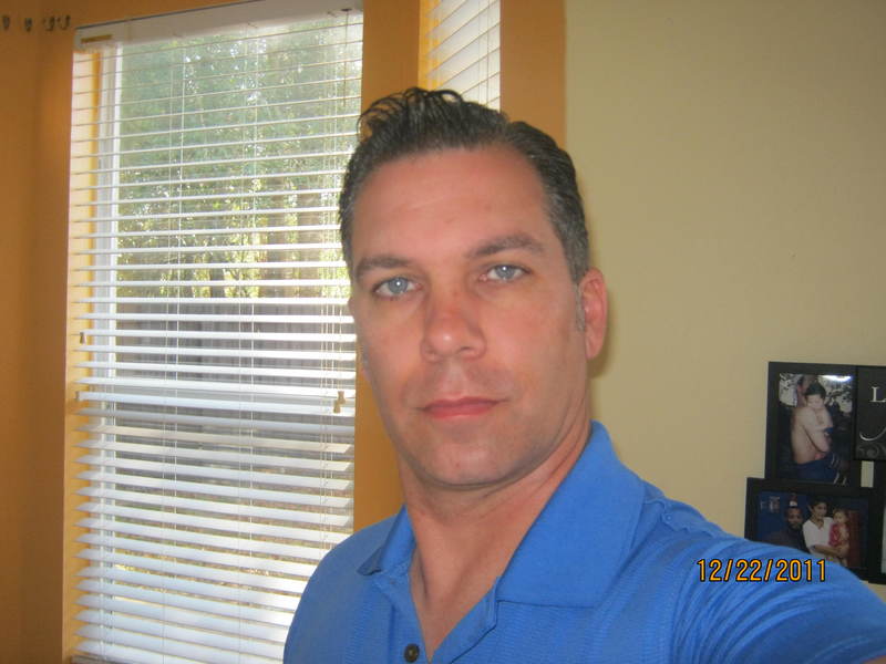Date this georgeous United States man Mmerolle from Orlando US13743