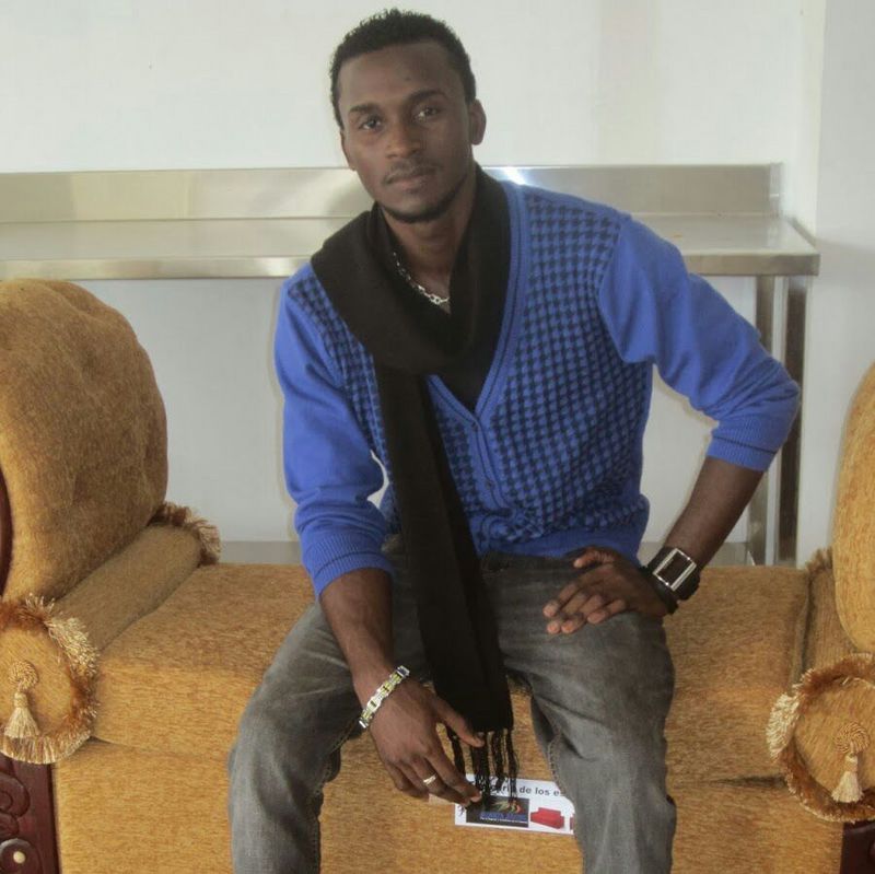 Date this foxy Dominican Republic man Adrien Bernado from Republica Dominicana DO13301