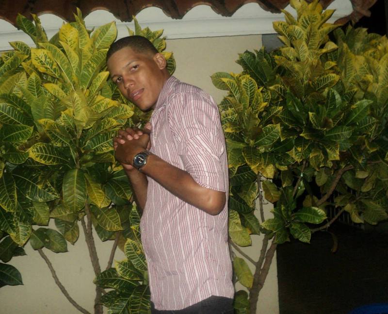 Date this lovely Dominican Republic man Fidel from Santo Domingo DO13498