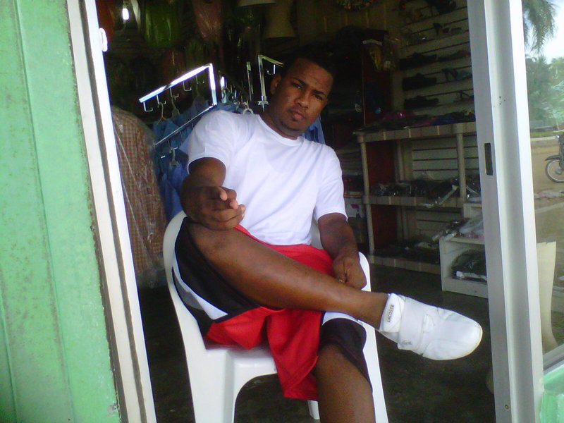 Date this attractive Dominican Republic man Juan luis alcan from Santo Domingo DO13672