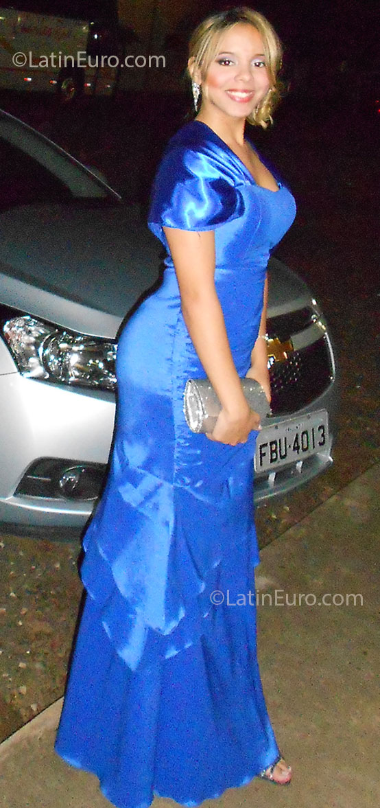Date this young Brazil girl Juliana from Rio De Janeiro BR7321