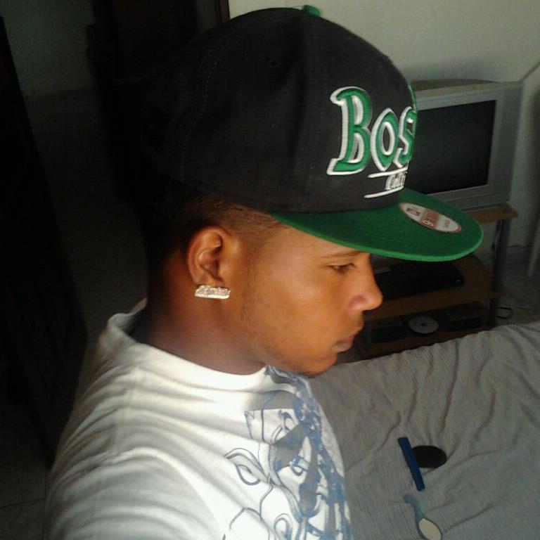 Date this cute Dominican Republic man Ruben dario from La Vega DO13809