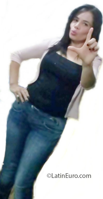 Date this hard body Brazil girl Lucilene from Sao Paulo BR7388