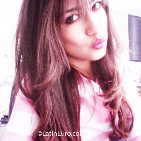 Date this funny Mexico girl Lorena from Villahermosa MX827