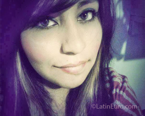 Date this happy Mexico girl Sylvia from Hermosillo MX831