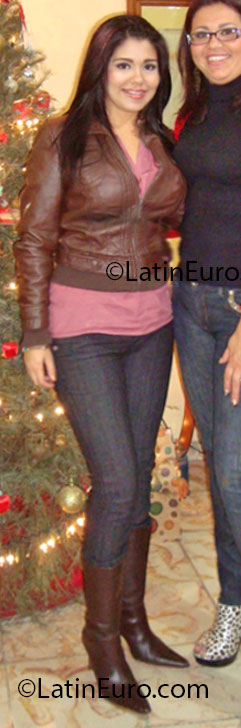 Date this lovely Mexico girl DENISE from Mazatlan MX844