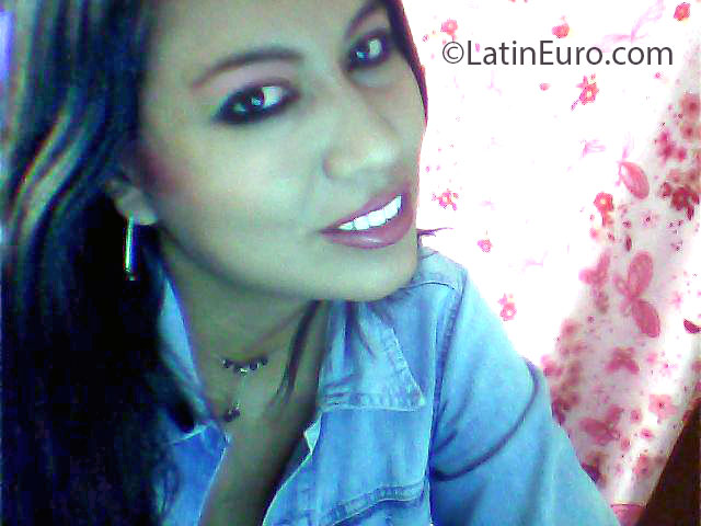 Date this charming Colombia girl Mery from Bogota CO12232
