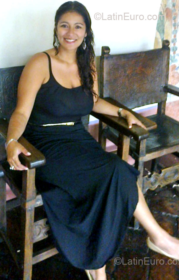 Date this passionate Colombia girl Diana from Colombia CO12317