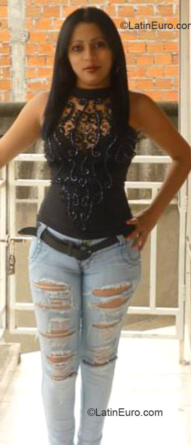 Date this fun Colombia girl Jadiyi from Cali CO12511