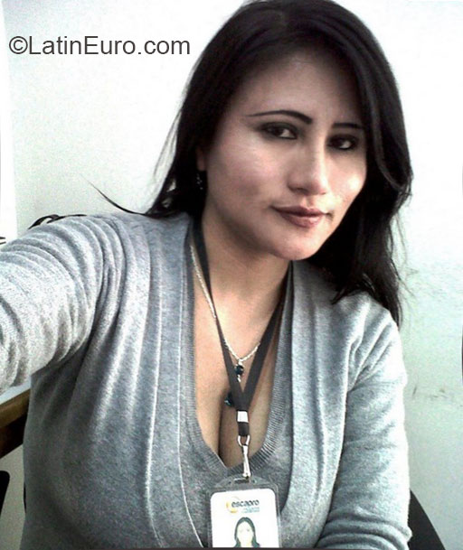 Date this sensual Peru girl Monica from Tacna PE812