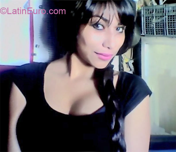 Date this georgeous Mexico girl Magali from Taxco De Alarcon MX1001