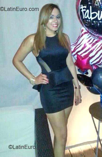 Date this cute Panama girl AngieRP from Panama PA349