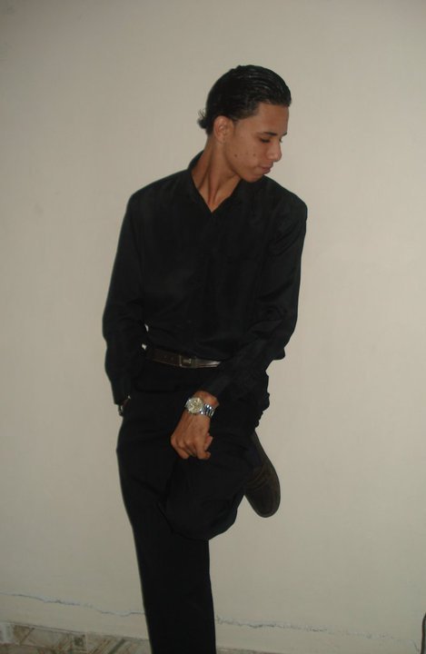 Date this georgeous United States man ROBERTO CARLOS from Santiago US14145