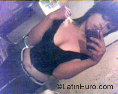 Date this foxy Mexico girl Norma from Guadalajara MX1027