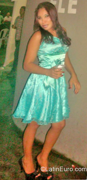 Date this athletic Brazil girl Cleiciane from Araguaina BR7743