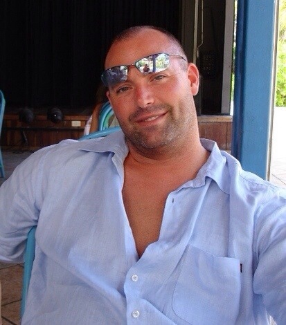 Date this georgeous United States man Romanceking from Orlando US14200