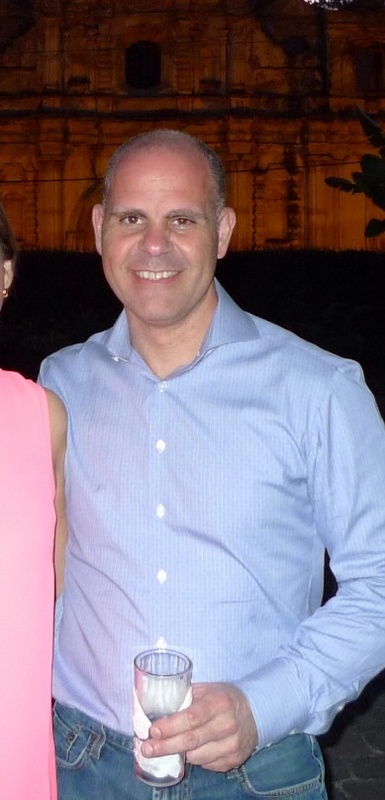 Date this pretty United States man Ikapos from Miami US14225