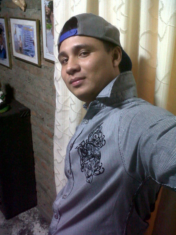 Date this beautiful Colombia man Hernan from Cali CO13043