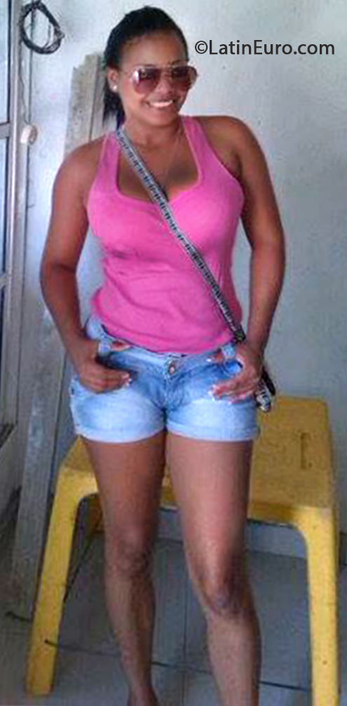 Date this young Colombia girl Maria de los an from Cartagena CO13232