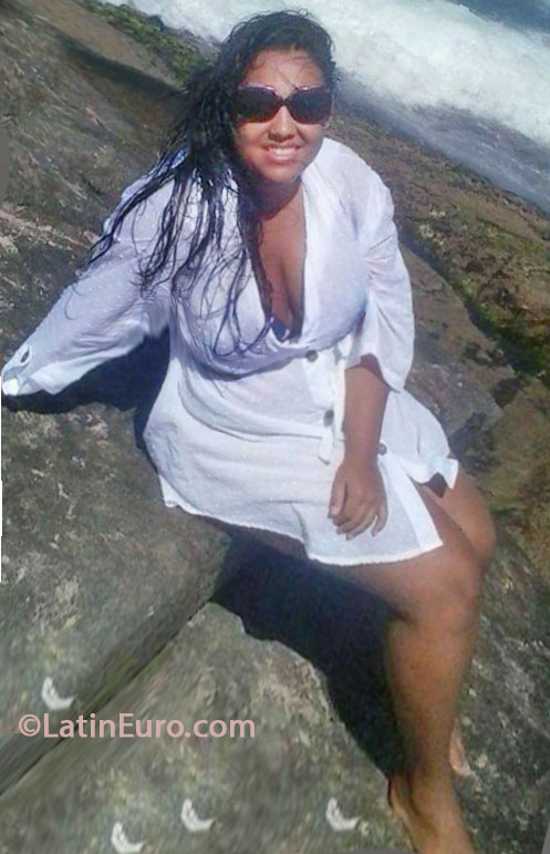 Date this young Brazil girl Thamiris from Casimiro De Abreu BR7863