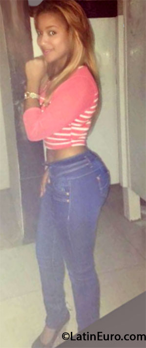 Date this cute Dominican Republic girl Elizabeth from Bonao DO33279