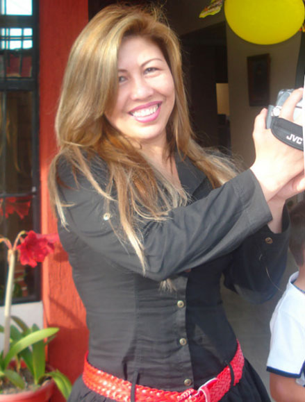 Date this georgeous Colombia girl Rossi from Bogota CO13453