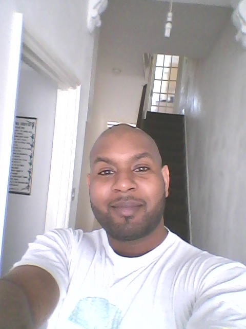 Date this beautiful United Kingdom man Linton from London GB719