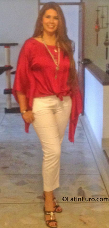 Date this gorgeous Colombia girl Paula from Cali CO13741
