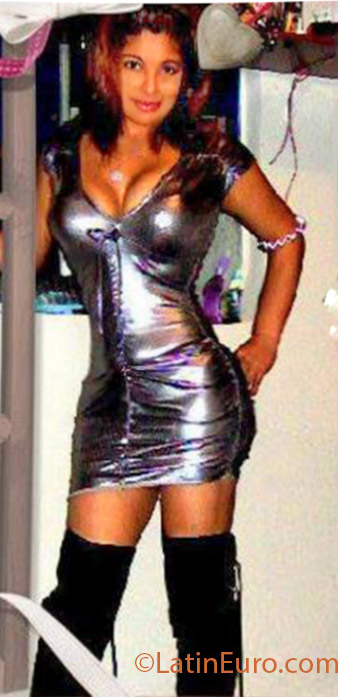 Date this tall Colombia girl Alejandra from Bogota CO13849