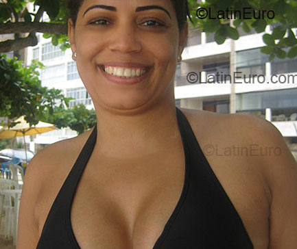 Date this good-looking Brazil girl Selma from Sao Gabriel Da Palha BR8092