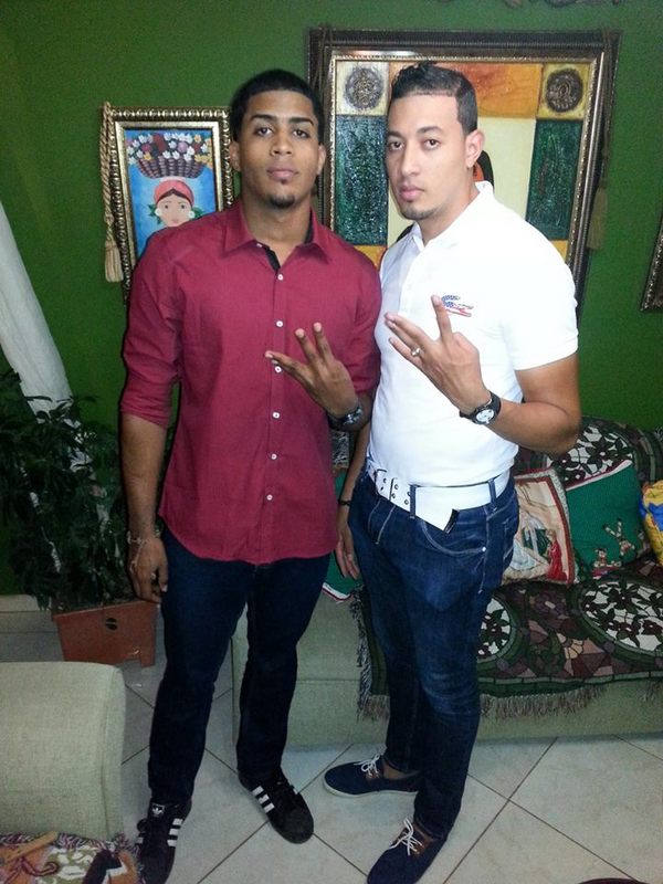 Date this young Puerto Rico man Kiki Joung from Santo Domingo PR128