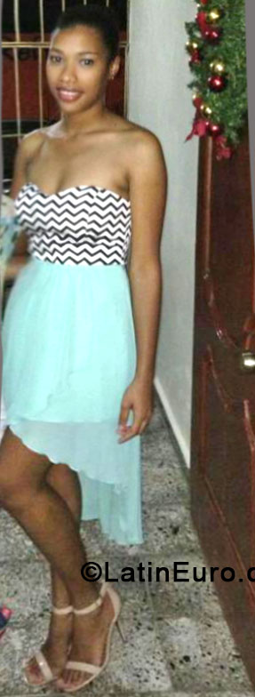 Date this beautiful Dominican Republic girl Griselle from Santo Domingo DO33199