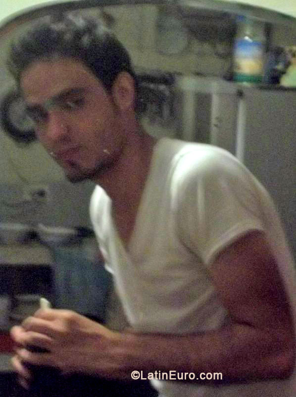 Date this cute Colombia man Arley felipe rios from Medellin CO14393