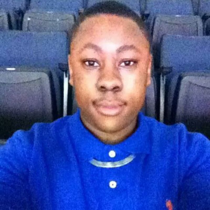 Date this nice looking United States man Kenneth from Memphis US14632