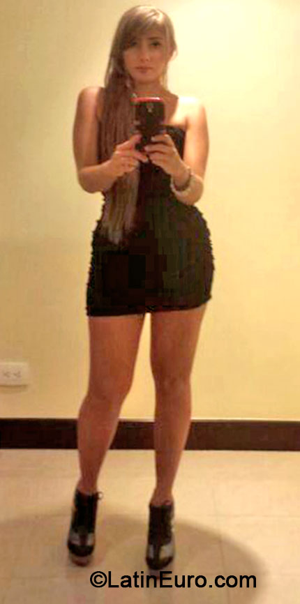 Date this pretty Colombia girl Marcela from Medellin CO14614