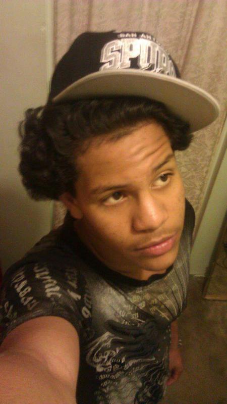 Date this good-looking Dominican Republic man JEUSBAN from Santo Domingo DO18022