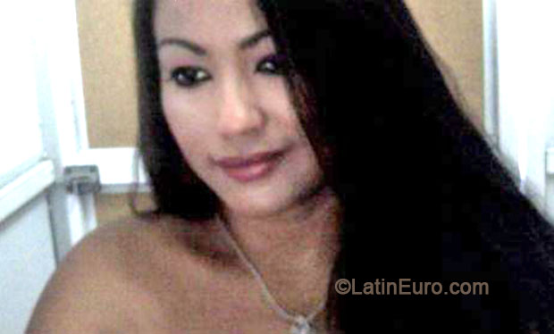 Date this pretty Colombia girl Jemy from Barranquilla CO14697