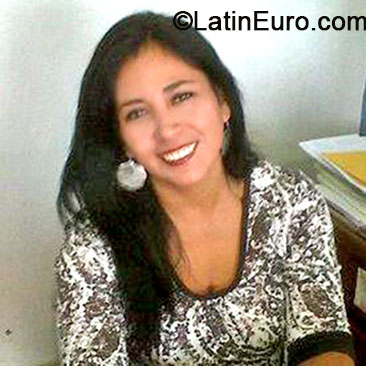 Date this good-looking Peru girl Susy from Lima PE940