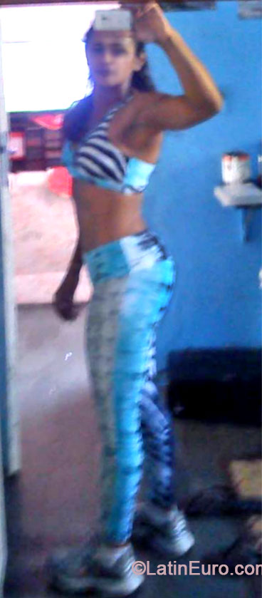 Date this nice looking Brazil girl Lucimar from Campinas BR8481