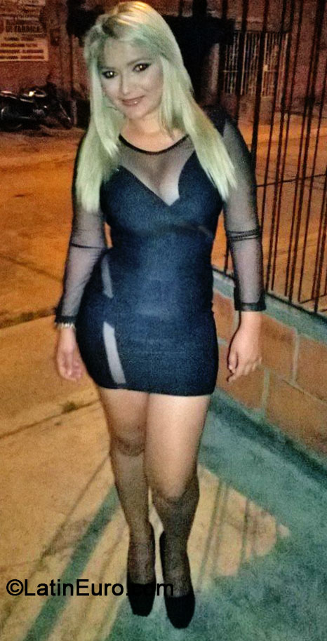 Date this sensual Colombia girl Jennifer from Palmira CO14960